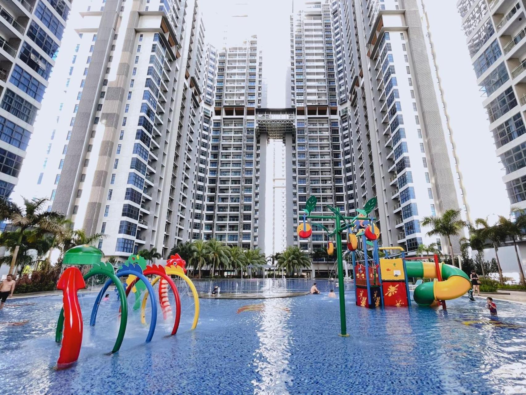 Atlantis Residences Melaka By Heystay Management Exterior photo